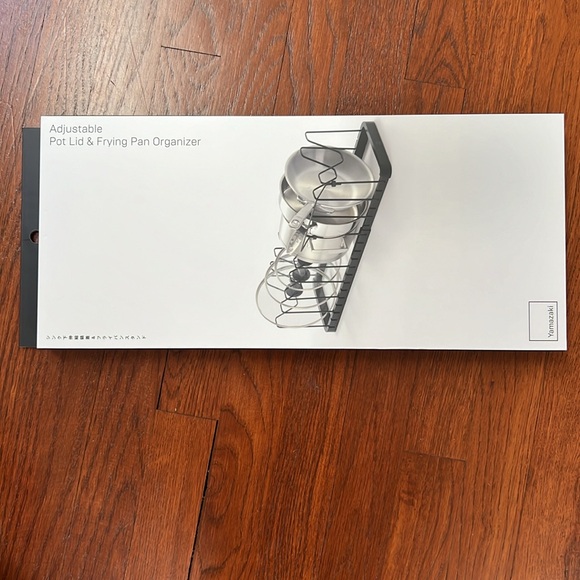 Tower Adjustable Lid & Pan Organizer in Black - Picture 5 of 5